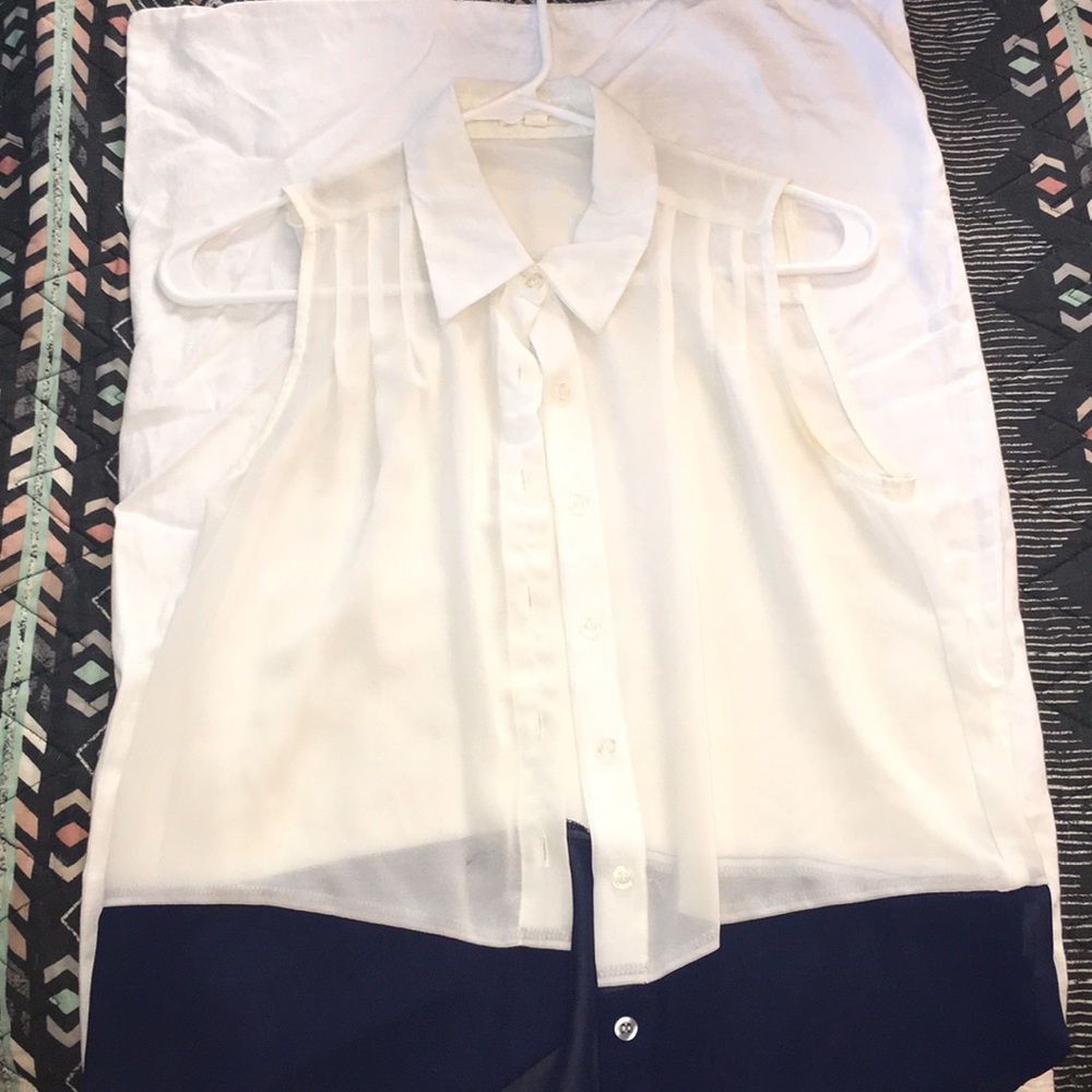No sleeve blouse